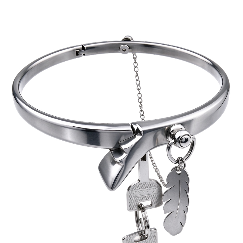 Feather Style Lockable Stainless Steel Choker XQ-6